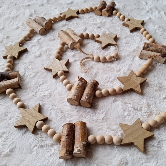 None Other - Garland Natural Wood Beads Star Decor